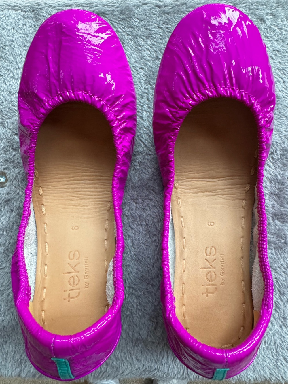 Size 6 Ultraviolet Tieks